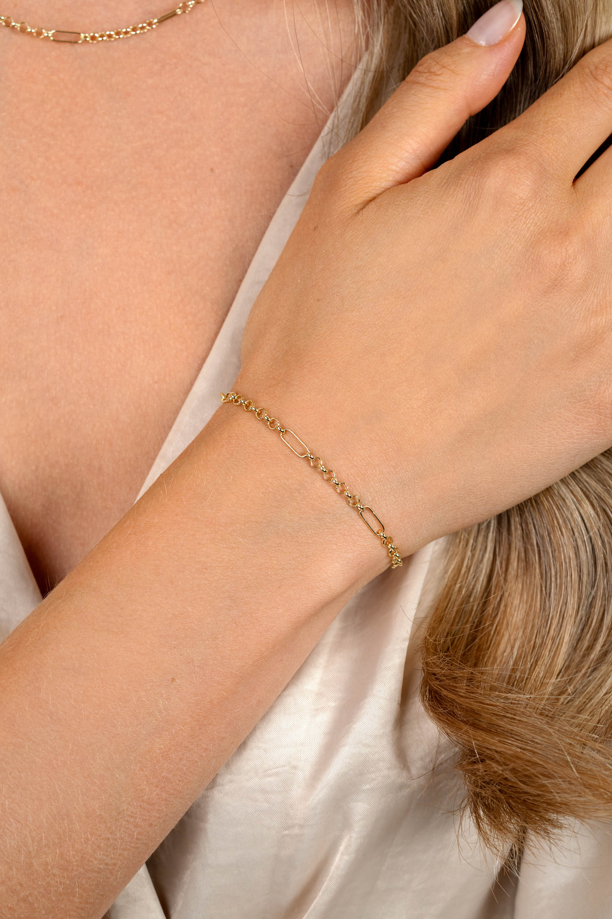 ZINZI Gold 14 karaat gouden massieve armband met vier paperclip-schakels gecombineerd met jasseron schakels 17-19cm ZGA495
