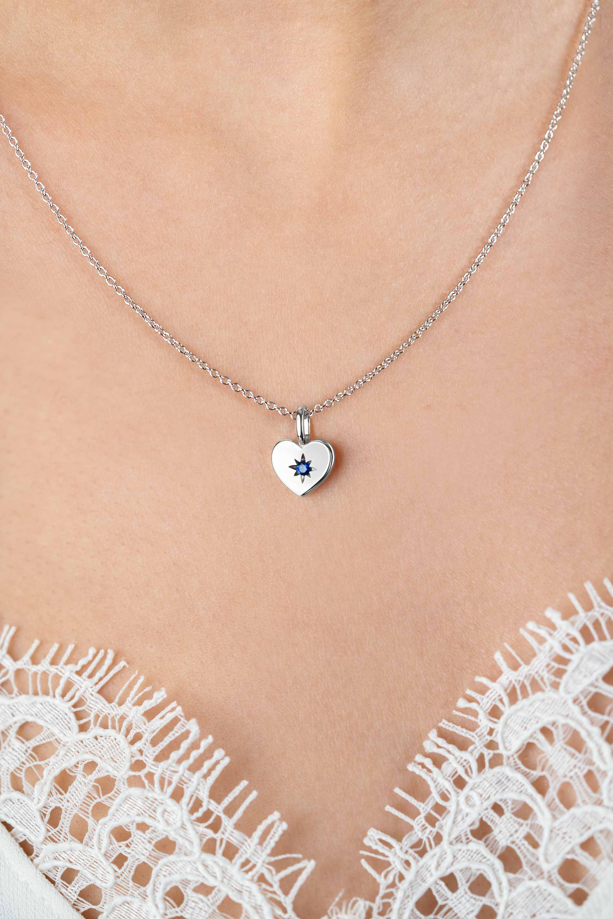 SEPTEMBER hanger 12mm zilveren hart geboortesteen saffier blauw zirconia (zonder collier)