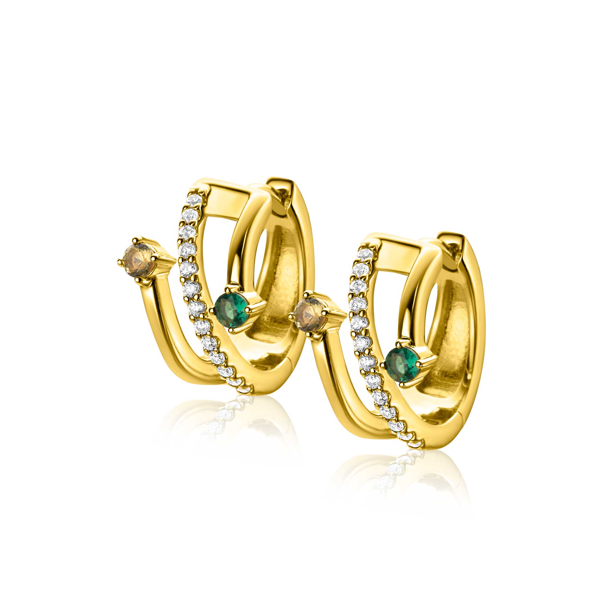 16mm ZINZI gold plated zilveren multi-look oorringen met 3 rijen, bezet met groene kleurstenen en witte zirconia's 10mm breed met luxe klapsluiting ZIO2646G